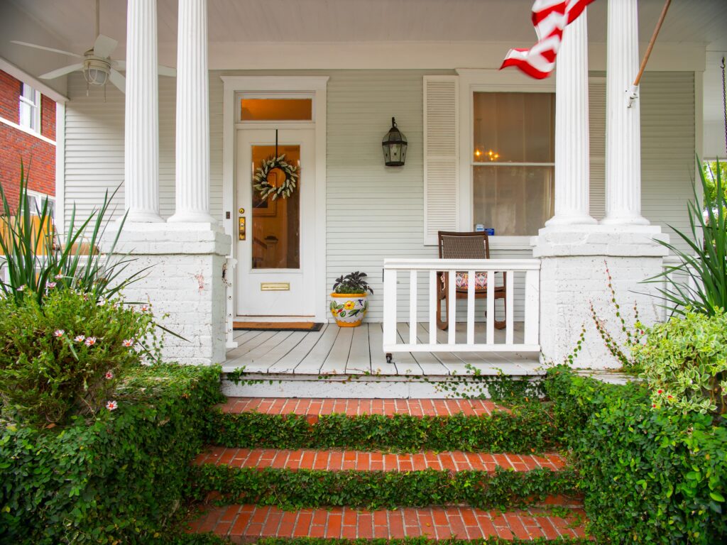 beautifulhistoricalhomeinfloridafrontporch top interior exterior painters victoria bc van isle paint